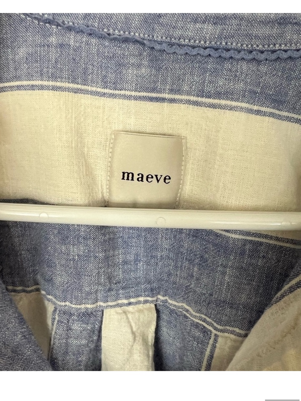 Maeve The Bennet Button Down
Linen/Cotton Blend Shirt - size Small / Medium - Picture 3 of 9